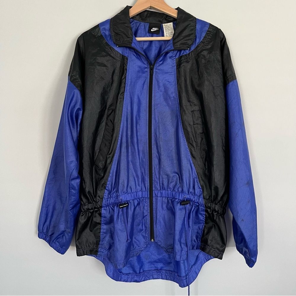Nike Vintage 80's full zip windbreaker, abstract detail on back, Size M